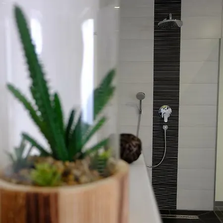 Sweet Park Apartment *